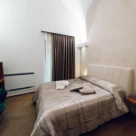 ベッド・アンド・ブレックファスト Puro メザーニェ